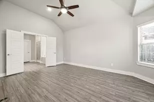 9727 Migrant Hawker Ct, Conroe, TX 77385 - Photo 23