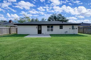 847 Seamaster Dr, Houston, TX 77062 - Photo 41