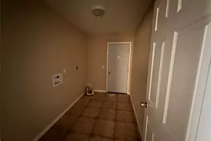 311 Kansas St, Bacliff, TX 77518 - Photo 5