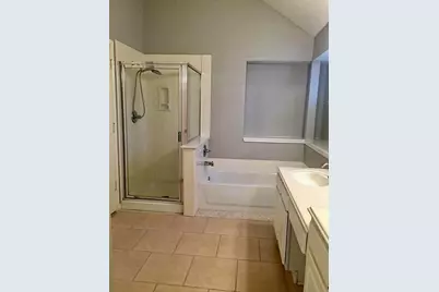 4506 Springfield Lakes Street, Sugar Land, TX 77479 - Photo 17