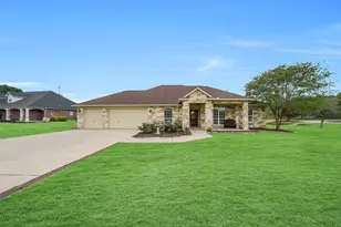 132 River Bend Dr, East Bernard, TX 77435 - Photo 1