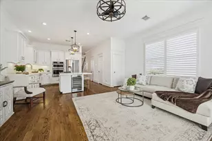 1532 W 24th St, Houston, TX 77008 - Photo 13