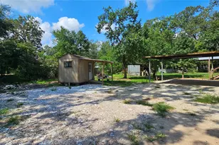 76 County Rd 3378, Cleveland, TX 77327 - Photo 17
