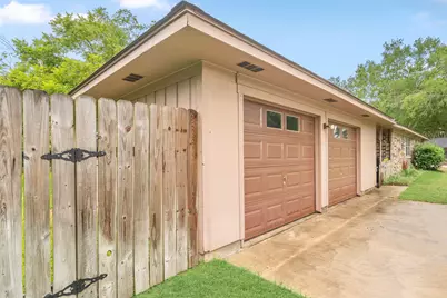 2503 Parkway Avenue, Rosenberg, TX 77471 - Photo 11