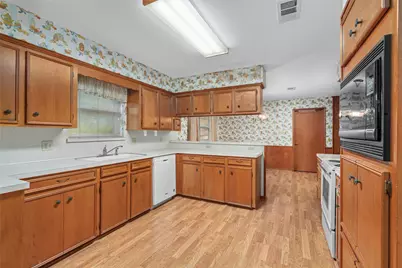 2503 Parkway Avenue, Rosenberg, TX 77471 - Photo 19
