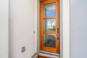 11119 Savannah Woods Ln, Houston, TX 77043 - Photo 3