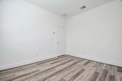 11119 Savannah Woods Lane, Houston, TX 77043 - Photo 7