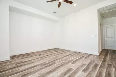 11119 Savannah Woods Lane, Houston, TX 77043 - Photo 23