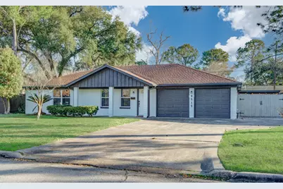 9515 Meadowglen Lane, Houston, TX 77063 - Photo 37