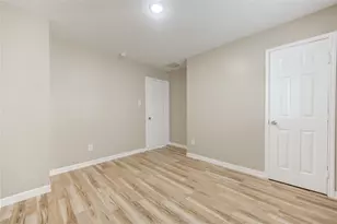1714 Claremont Garden Cir, Houston, TX 77047 - Photo 25
