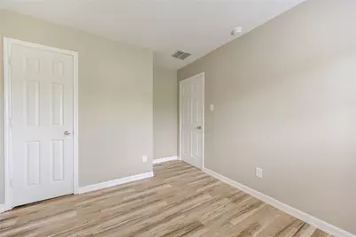 1714 Claremont Garden Circle, Houston, TX 77047 - Photo 19