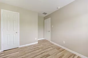 1714 Claremont Garden Cir, Houston, TX 77047 - Photo 19