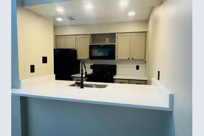 3900 Aspen Drive #B201, Montgomery, TX 77356 - Photo 9