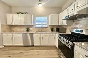 1502 Sheffield Dr, Missouri City, TX 77459 - Photo 11