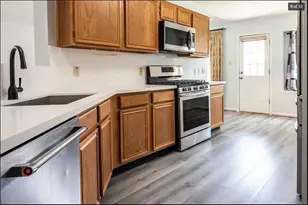 4317 Plover Dr, Seabrook, TX 77586 - Photo 9