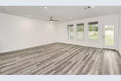 3021 Skyline Mesa Drive, Houston, TX 77047 - Photo 9