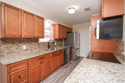 731 Hollyhock Street, Richwood, TX 77531 - Photo 11