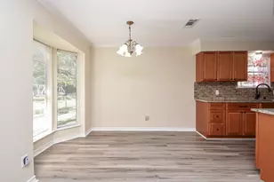 731 Hollyhock St, Richwood, TX 77531 - Photo 9