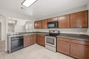 618 Enchanted Springs Dr, Rosenberg, TX 77471 - Photo 5