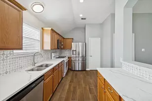 17114 Jetty Ct, Crosby, TX 77532 - Photo 3