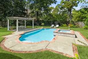 2 Blalock Pines Ct, Hedwig Village, TX 77024 - Photo 39