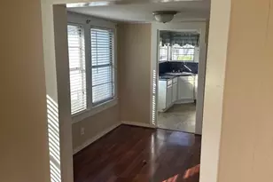 329 Lazy Ln, Wharton, TX 77488 - Photo 5