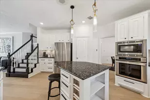 6787 Monarda Ct, Houston, TX 77069 - Photo 7