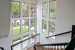 2027 Branard St, Houston, TX 77098 - Photo 11