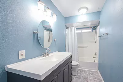 8 Arlington Street, Conroe, TX 77301 - Photo 27