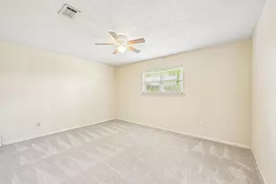 8 Arlington St, Conroe, TX 77301 - Photo 23