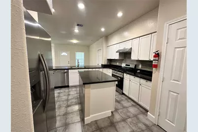 304 Armstrong Street, Houston, TX 77029 - Photo 5
