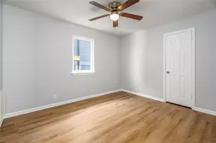 901 Bonita St, Bayou Vista, TX 77563 - Photo 11