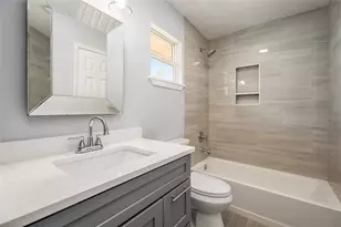 901 Bonita St, Bayou Vista, TX 77563 - Photo 7