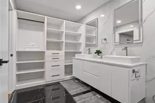 4119 Mischire Dr, Houston, TX 77025 - Photo 19