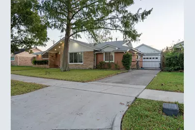 4119 Mischire Drive, Houston, TX 77025 - Photo 31