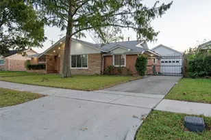 4119 Mischire Dr, Houston, TX 77025 - Photo 31