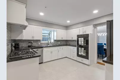 4119 Mischire Drive, Houston, TX 77025 - Photo 7