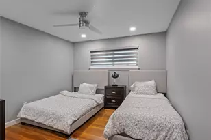 4119 Mischire Dr, Houston, TX 77025 - Photo 11