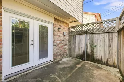 10652 Hazelhurst Drive #29, Houston, TX 77043 - Photo 21