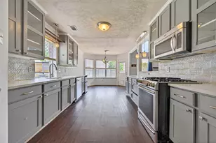 10406 Comanche Springs Ct, Houston, TX 77095 - Photo 13