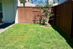3607 Kensington Gdns Ln, Houston, TX 77055 - Photo 17