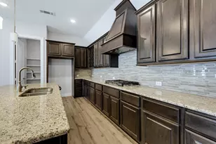 10622 Heather Berry Ln, Cypress, TX 77433 - Photo 9