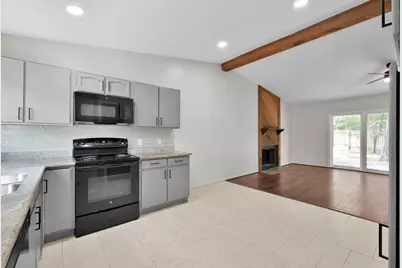 21 Gambrel Oak Place, The Woodlands, TX 77380 - Photo 13