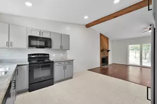 21 Gambrel Oak Pl, The Woodlands, TX 77380 - Photo 13