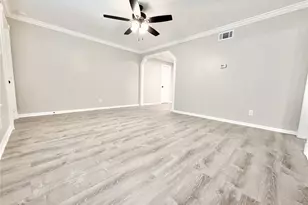 218 W 15th St, Houston, TX 77008 - Photo 7