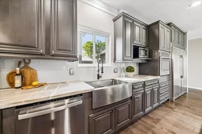 1030 Crossroads Drive, Houston, TX 77079 - Photo 3