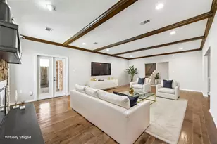 1030 Crossroads Dr, Houston, TX 77079 - Photo 11