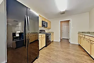 9211 Shaded Pines Dr, Humble, TX 77396 - Photo 5