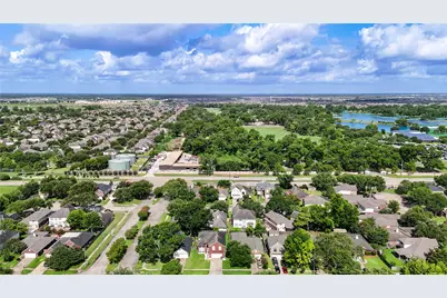 12918 Stratford Heights Drive, Sugar Land, TX 77498 - Photo 39
