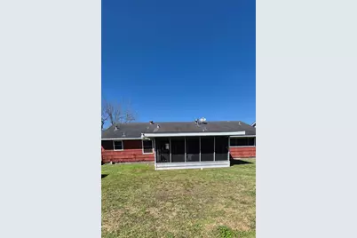 4219 Dragonwick Drive, Houston, TX 77045 - Photo 11